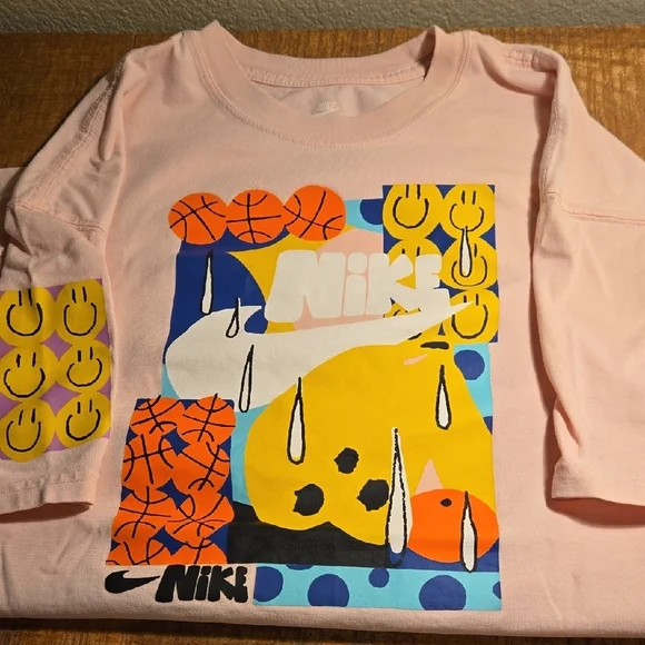 Nike Pink Graphic T-Shirt Artist David Bruce - Picture 6 of 7
